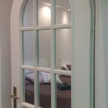 Apartment La Maison In Rome